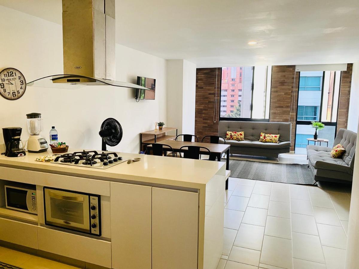 Apartamento Lauret En Laureles Меделин Екстериор снимка